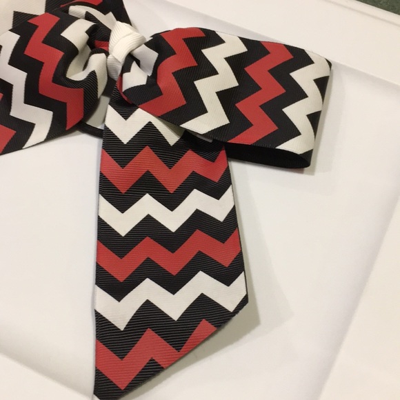 Maroon/black/white Chevron 2” wide pony tail bow - Picture 2 of 6